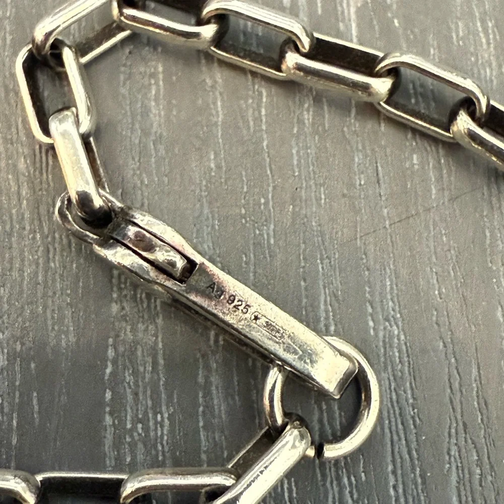 Gucci Interlocking GG chain Necklace — full inclusion